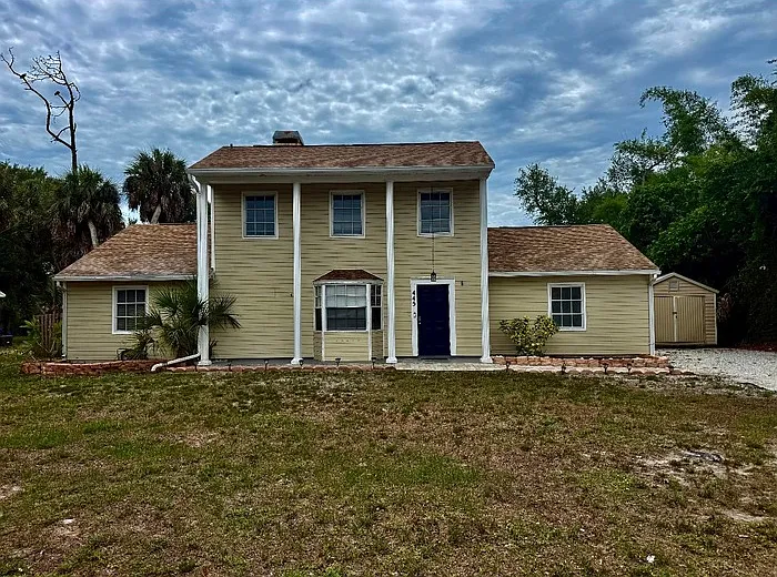 445 Purdy St
