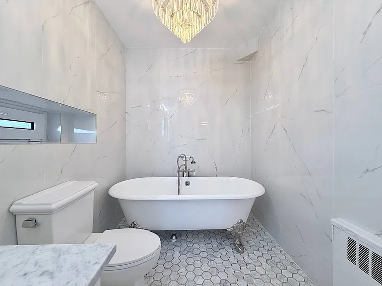 155 Beacon Hill Dr #8 — Photo 13