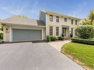 1120 Towering Oaks Ct, Bartlett, IL 60103
