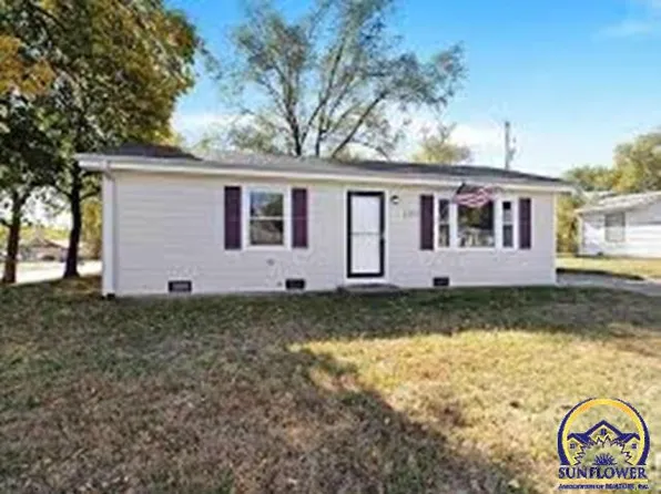 1201 W 9th St, Junction City, KS 66441