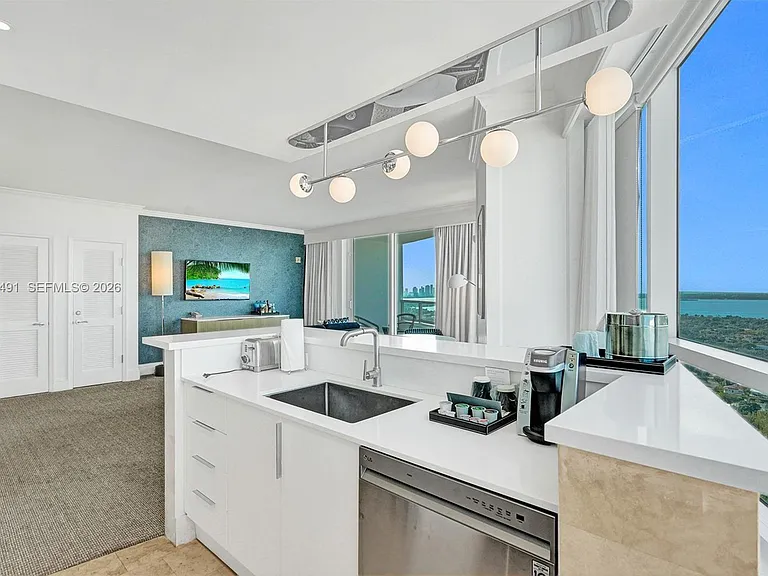 4401 Collins Ave #2915 — Photo 20