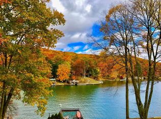283 Flat Top Lake Rd, Ghent, WV 25843