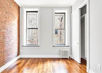 Rented by Century 21 Premier 