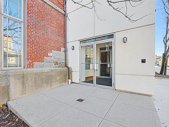 3rd image of 60 Tufts St APT 1
