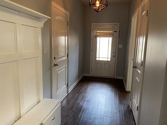 2nd image of 30066 Abbeywood Ln