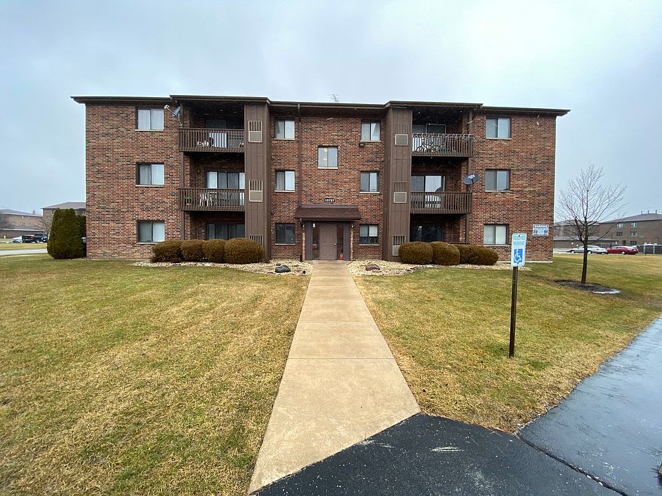 1st image of 15727 Peggy Ln APT 6