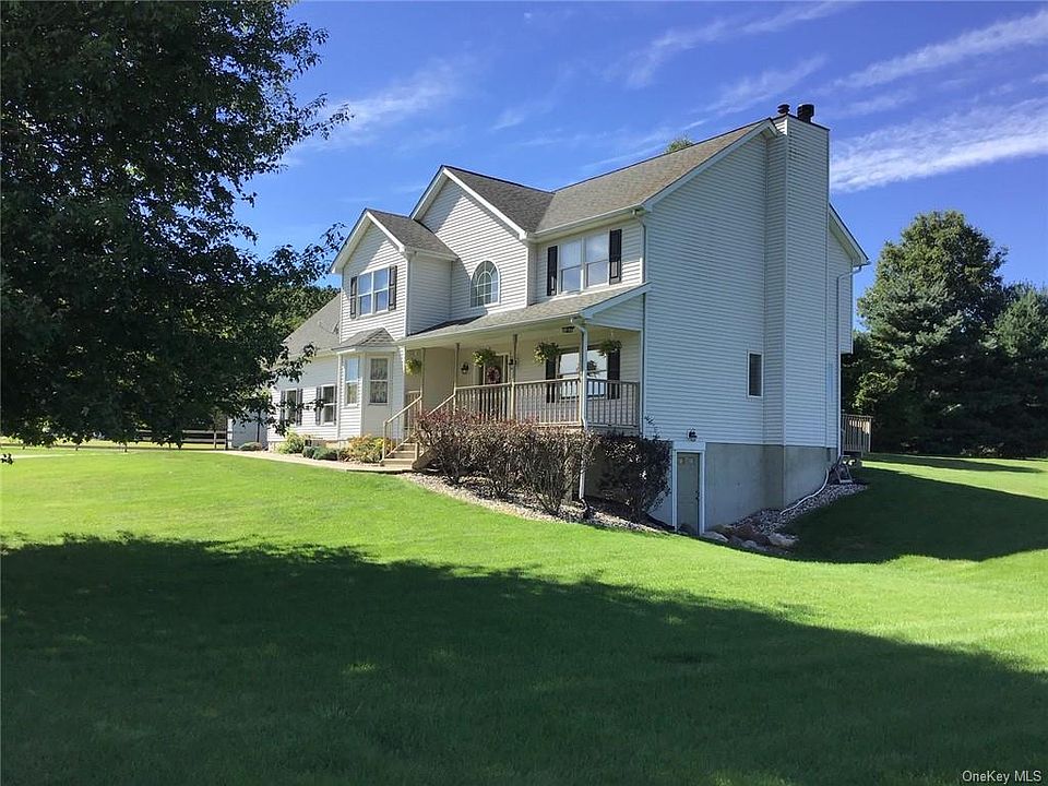 1st image of 19 Dickerson Dr