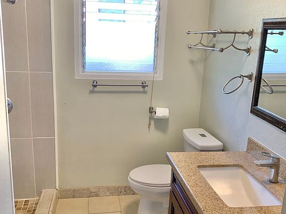 5th image of 938 Makiki St