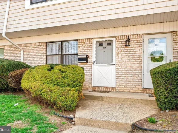 1614 Silver Ct, Hamilton, NJ 08690