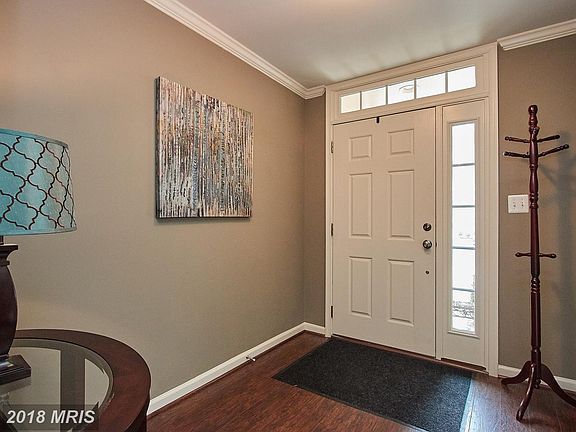 2nd image of 7821 Crescent Park Dr