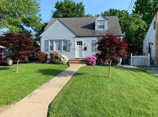 74 Walling Ter, Keyport, NJ 07735