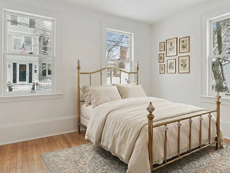 12 School St #1 — Photo 4