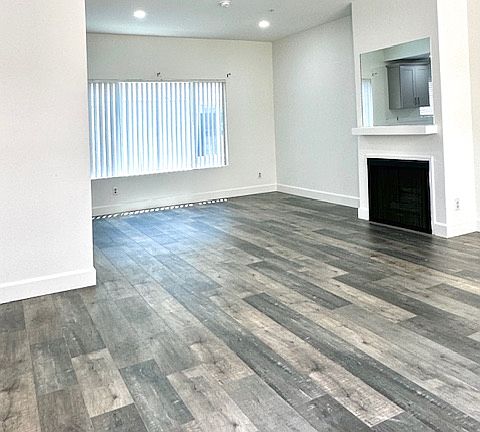 5th image of 3742 Jasmine Ave APT 202