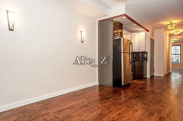 Rented by null | media 44