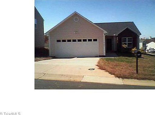 1st image of 4142 Lakewood Glen Dr