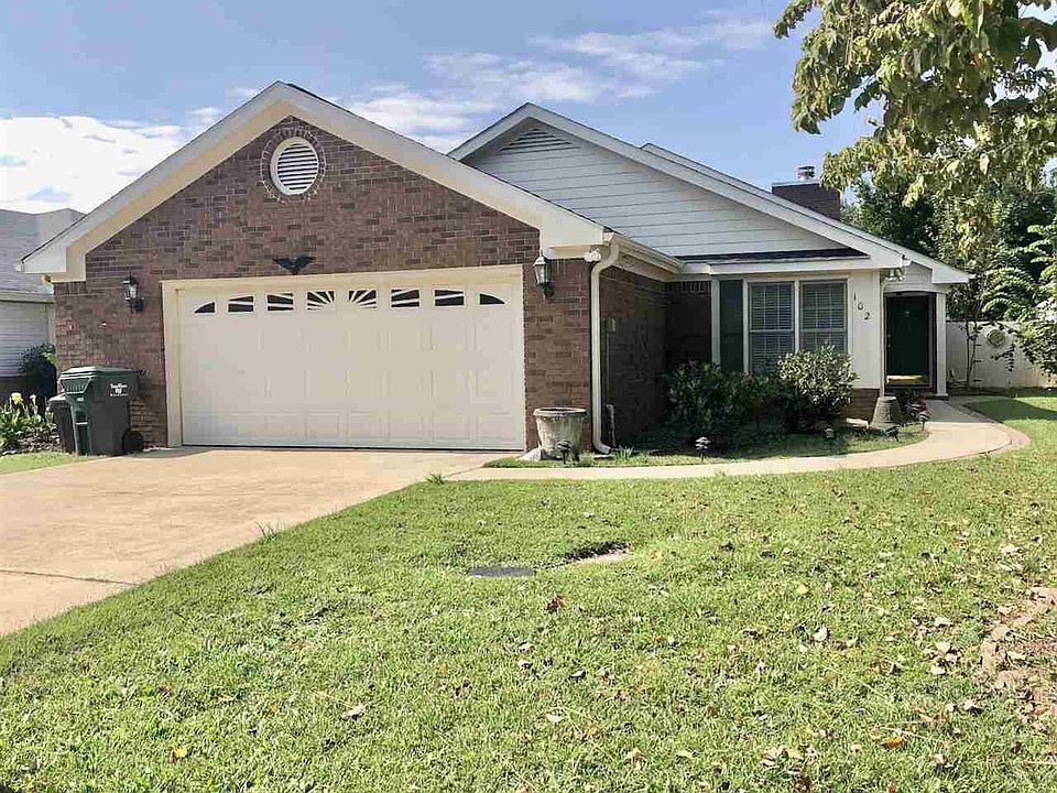 1st image of 102 Plantation Dr