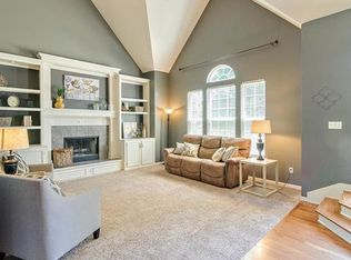 16372 W 157th St, Olathe, KS 66062
