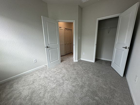 4th image of 222 Tern Ave #1