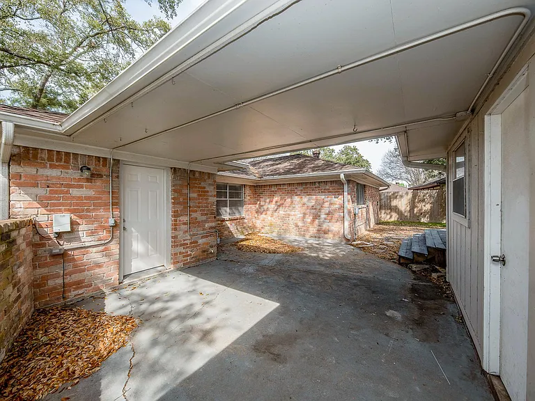 451 Gentilly Dr — Photo 31