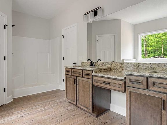 7th image of this home