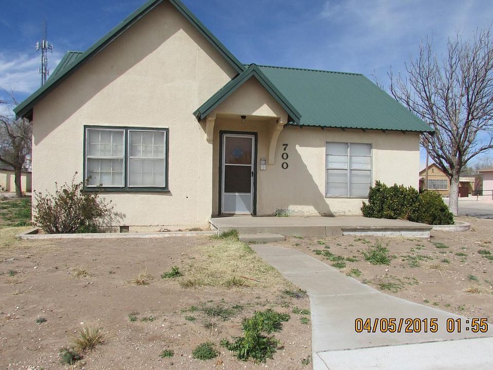 1st image of 700 W 1st St