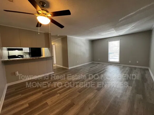 5853H Century Oaks Dr, Fayetteville, NC 28314