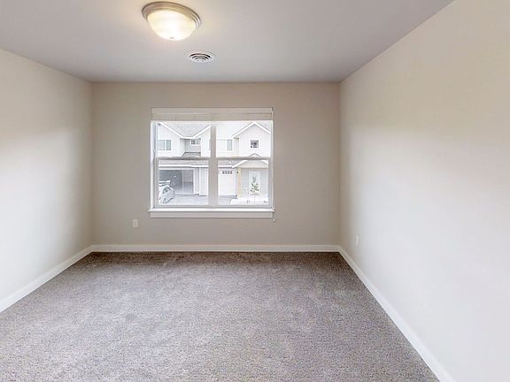 5th image of 2756 Fen Way Unit B