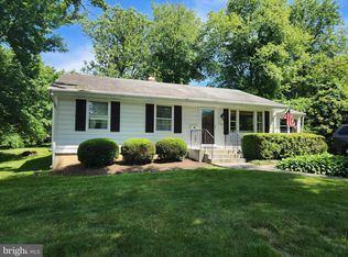 7132 Vellex Ln, Annandale, VA 22003