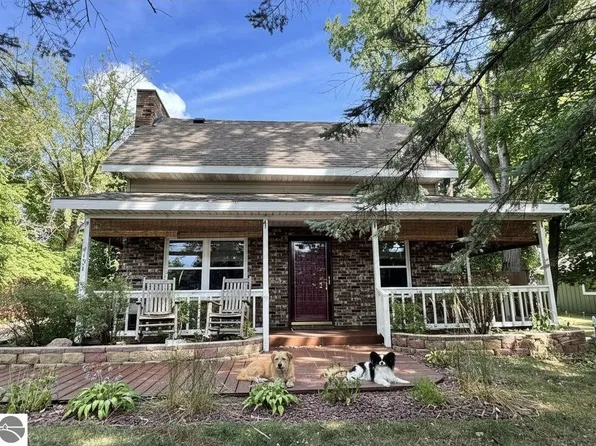 4131 E Rosebush Rd, Rosebush, MI 48878