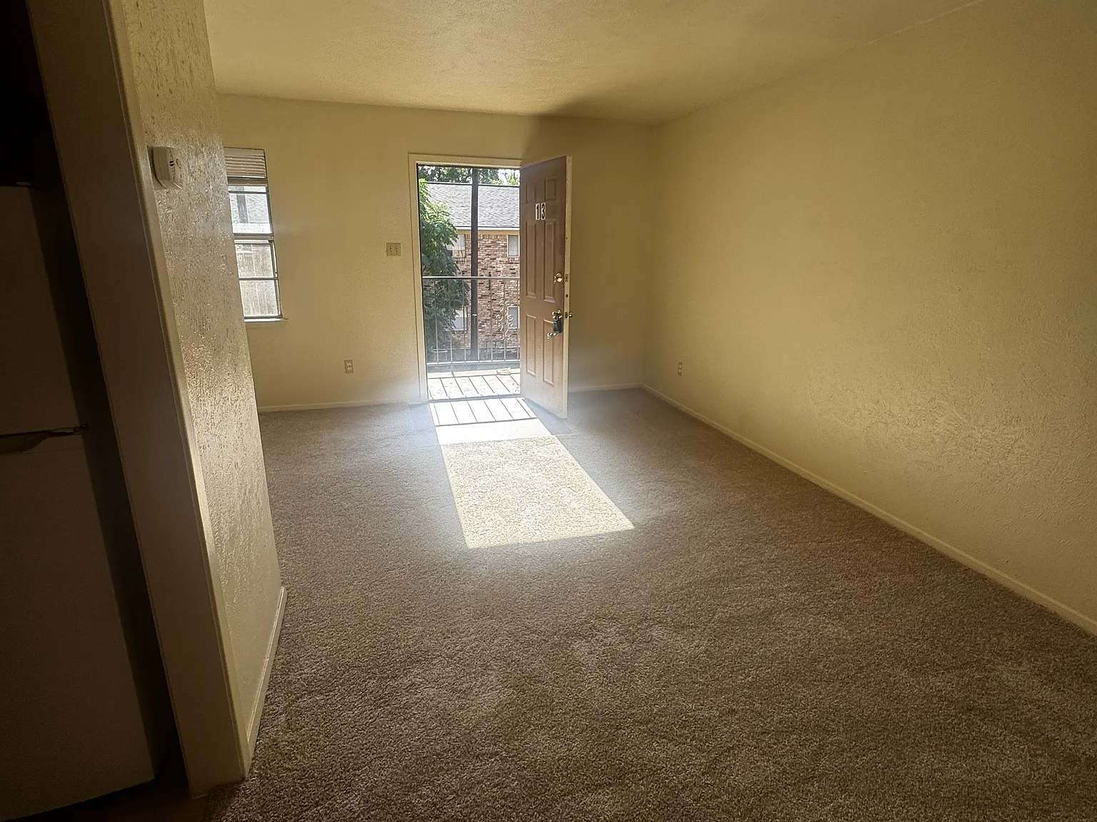1 bed, 602 sqft, $825 — Photo 3