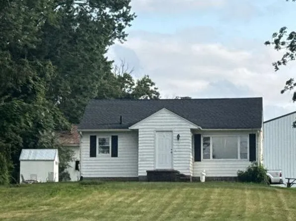 3487 Sanitarium Rd, Akron, OH 44312