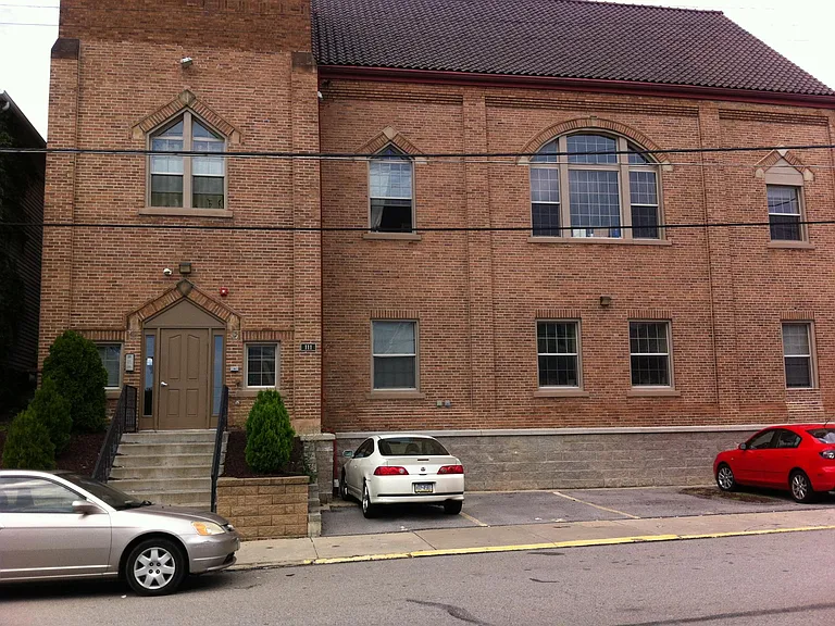 111 Kathleen St #6 — Photo 8