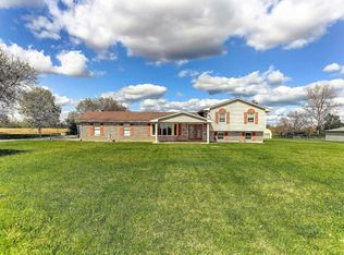11705 Mile Rd, New Lebanon, OH 45345
