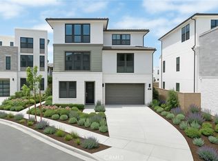 217 Stage, Irvine, CA 92618