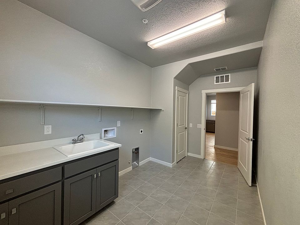 1st image of 4088 Aura Way