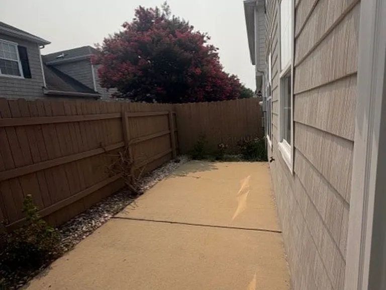 5301 Brinsley Ln — Photo 28