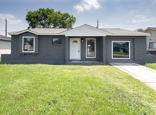 3309 Proswimmer St, Houston, TX 77088