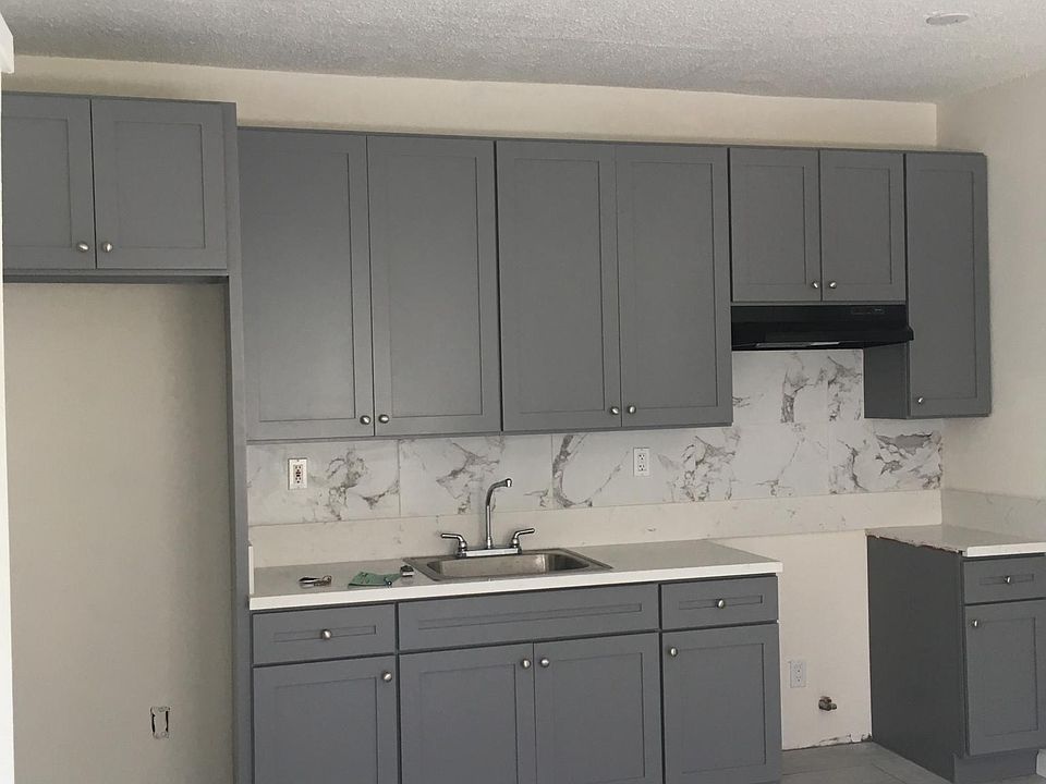 1st image of 4747 Beverly Blvd