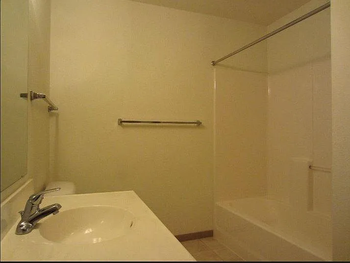 Eagle Pointe — Photo 15
