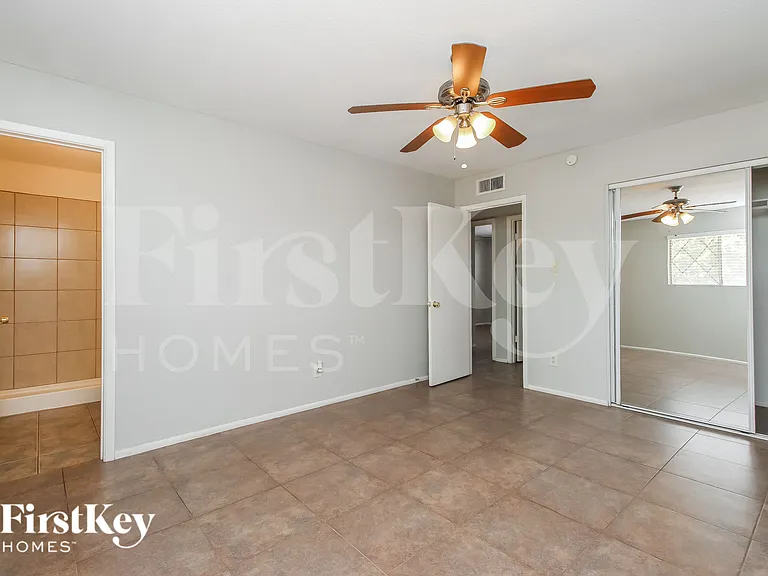 32 W Fairmont Dr — Photo 9
