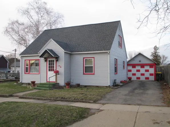 136 W 6th St, Richland Center, WI 53581