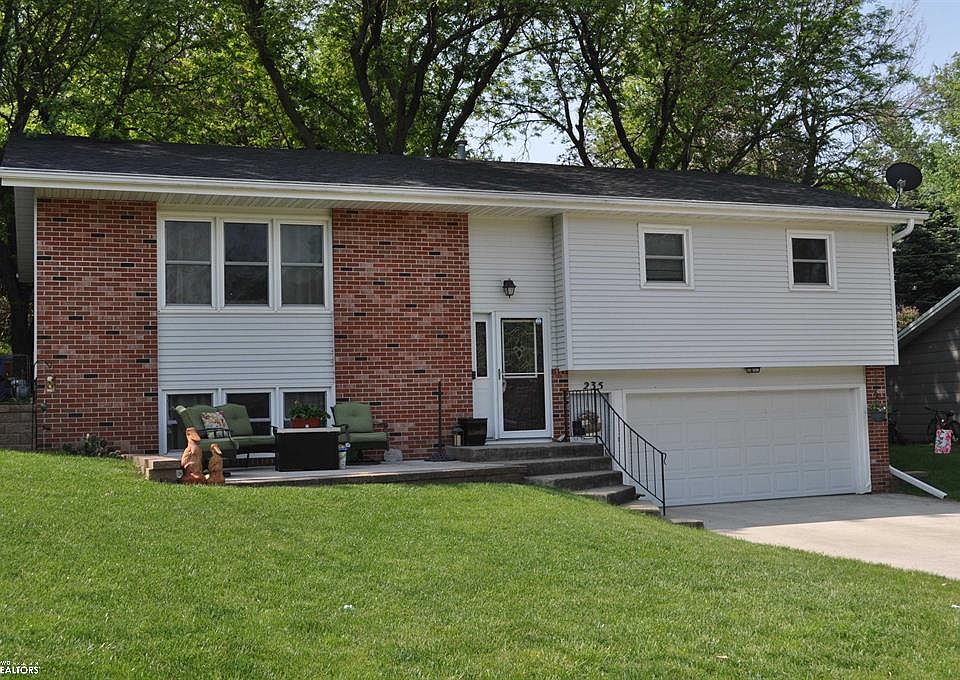 235 Ridgewood Dr, Carroll, IA 51401 Zillow