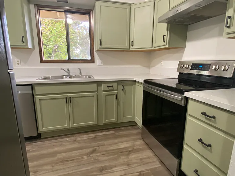 12 Kari Pl — Photo 9