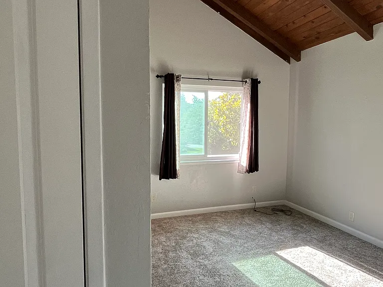 617 Timberpine Ave #3 — Photo 3