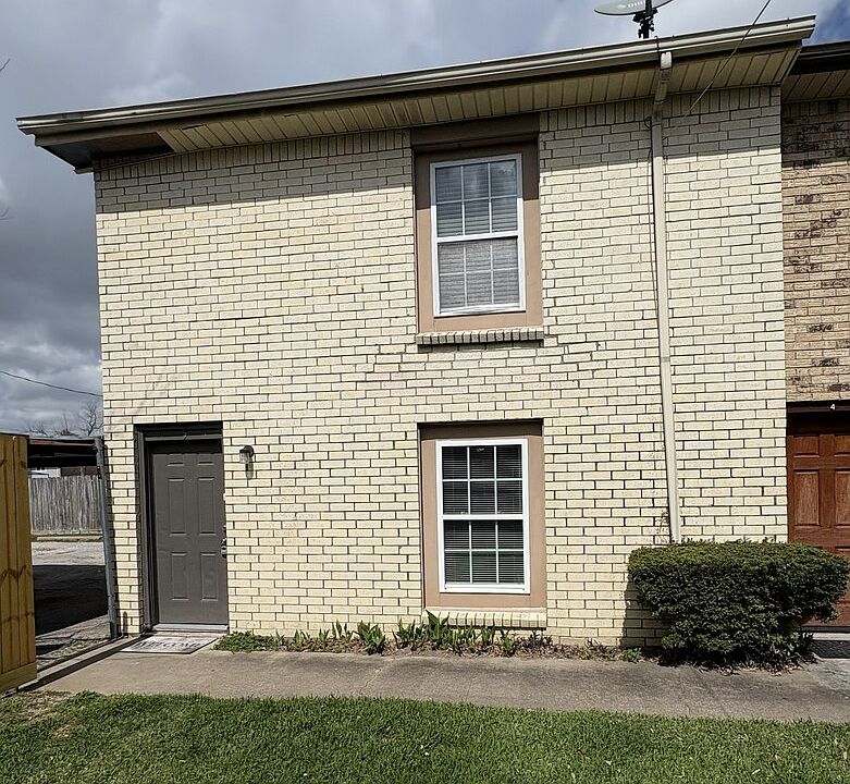 1st image of 1403 blalock #5