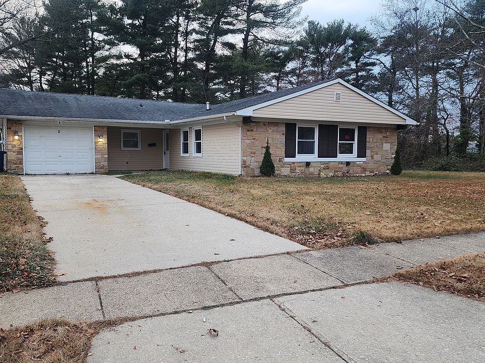 1st image of 2 Hazelwood Cir