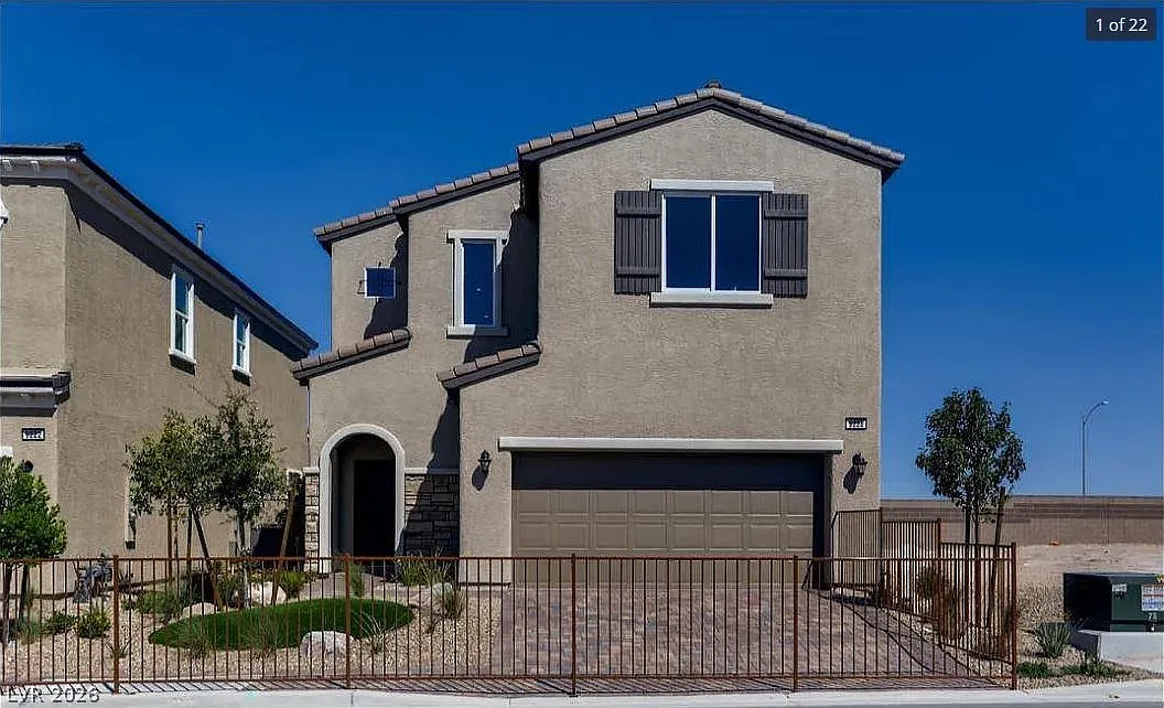 3 bed, 2.5 bath, 2611 sqft, $2,850 — Photo 1