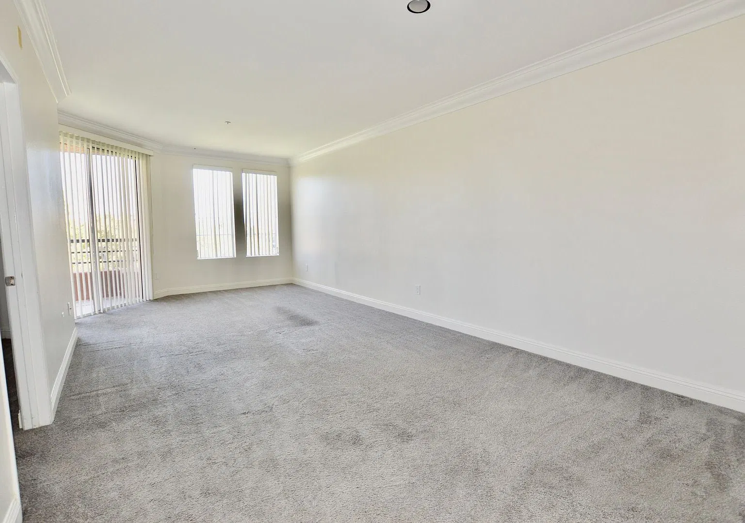 Resort-Style Living Near the Las Vegas Strip | Unfurnished 2BR/2BA at The Meridian — Photo 2