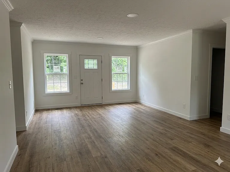 1332 Paden Dr — Photo 7