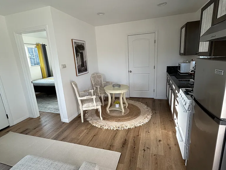 10826 Wagner St #A — Photo 12